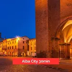 A Due Passi Dal Centro Con Vista Апартаменты *